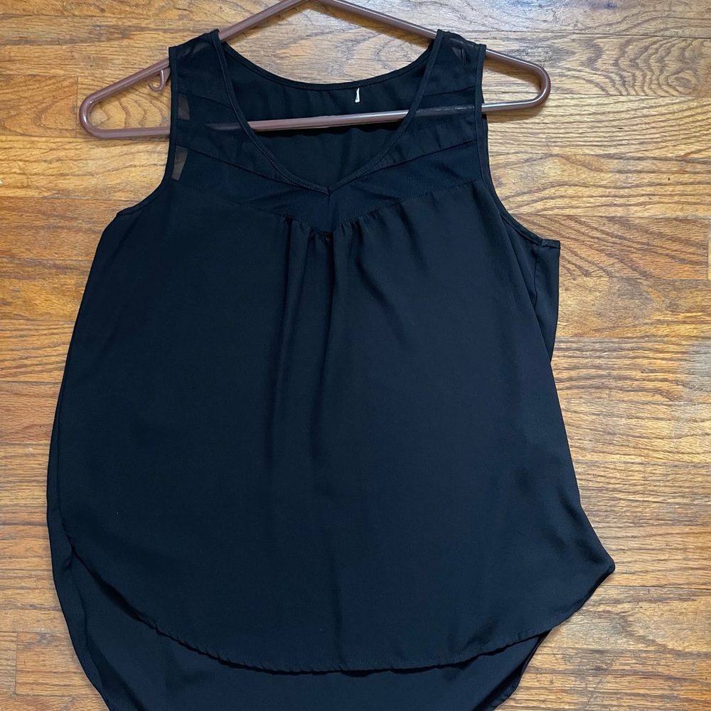 Black women’s tank blouse | barely worn | size: small
